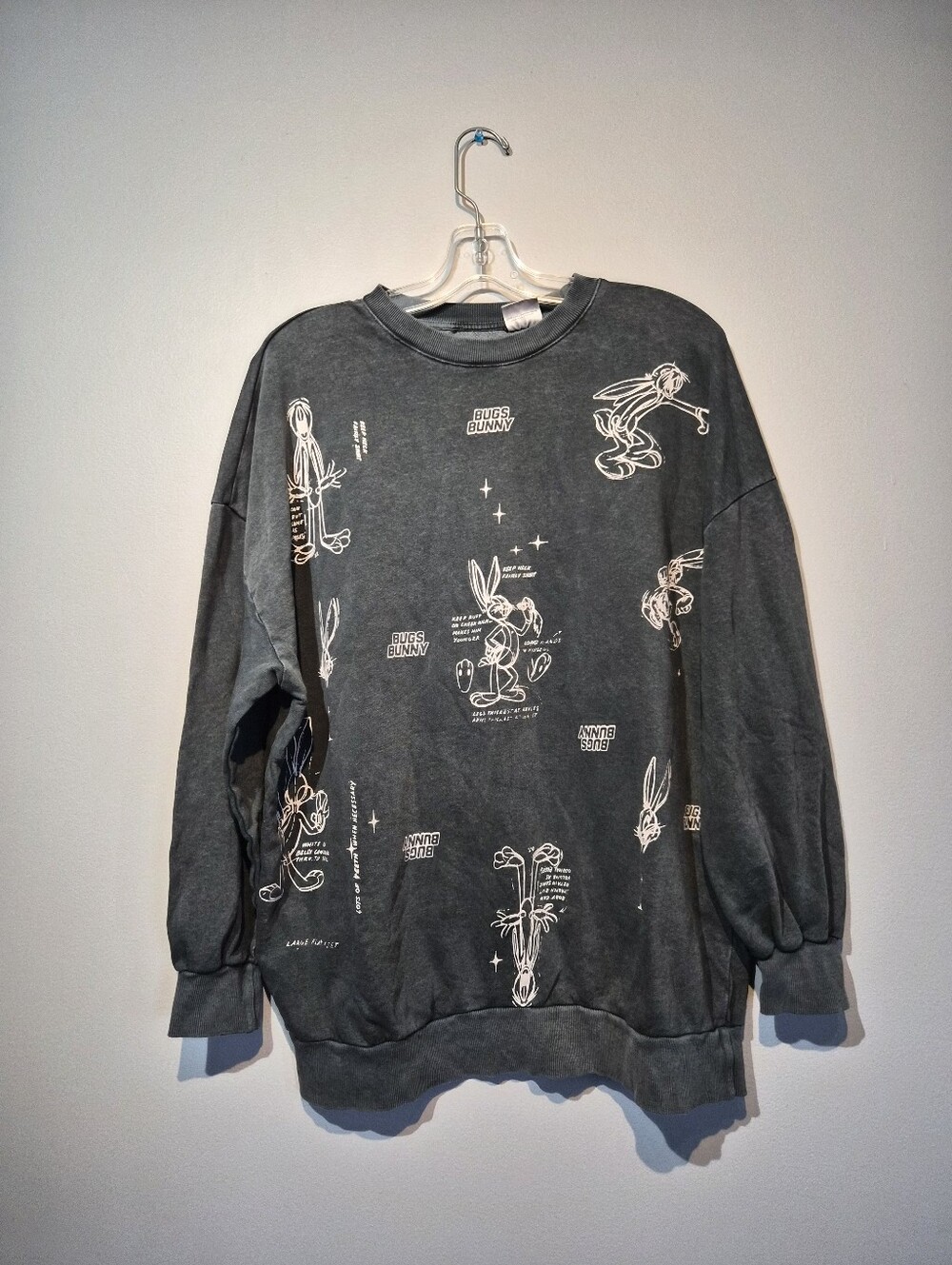 Looney Tunes Bugs Bunny Deep Grey Crewneck Sweater | Size Medium
